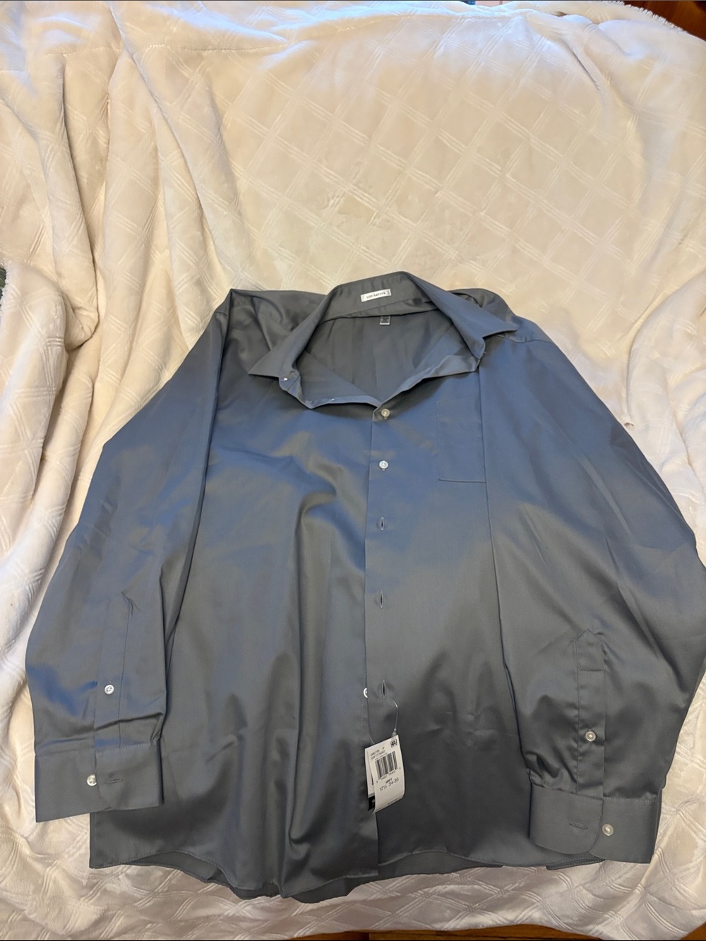 Van Heusen Gray Button-Up Dress Shirt SZ 17 1/2” 34/35 Wrinkle free